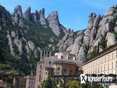 Private Tour: Half-Day Montserrat Experience