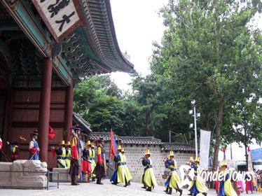 Seoul History and Culture Small-Group Tour