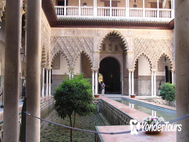 Seville Highlights: Private Family Guided Tour