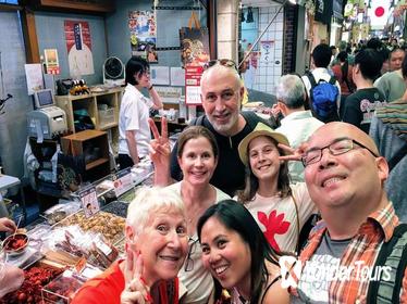 Short Trip in Kyoto Nishiki Market Walking Tour (Small group)