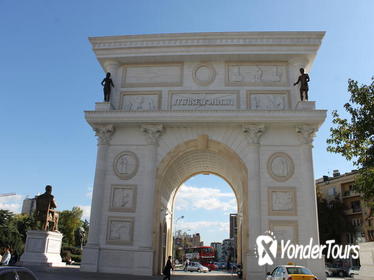 Skopje Old and New Private Half-Day Walking Tour