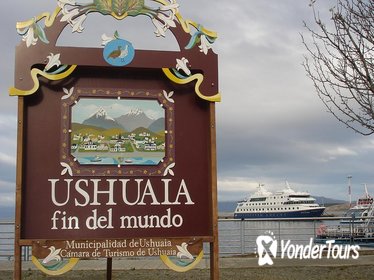 Tierra del Fuego and Beagle Channel Full-Day Tour from Ushuaia