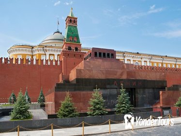 Tour to The Lenin Mausoleum in Moscow Russia