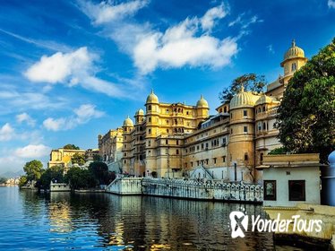 Udaipur Full-Day Sightseeing Tour with Cultural Show