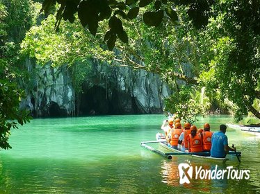Underground River Tour from Puerto Princesa Including Lunch and Boat Ride