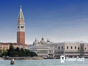 Venice Combo: Skip-the-Line Best of Venice Walking Tour and Small Islands in One Day