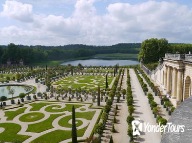 Versailles Tour with Private guide and Driver