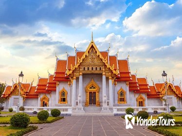Wonderful Bangkok Tour including Wat Trimit, Wat Pho & Wat Benchamabophit