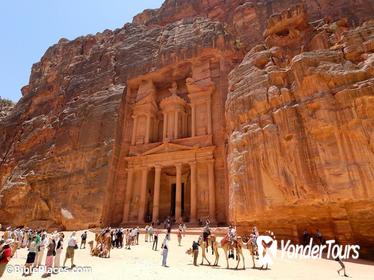 Treasures of Jordan Tour-7 Days Discover Petra & Dead Sea & Wadi Rum with Hotels