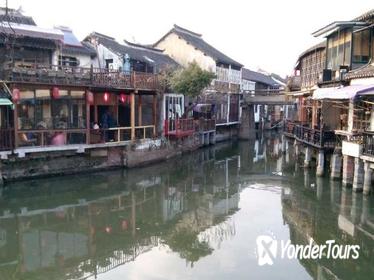 Private Zhujiajiao Tour to Water Town with Boat Ride