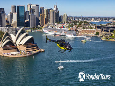 Private Helicopter Tour: 20-Minute Sydney Harbour and Coastal Flight with Transfers