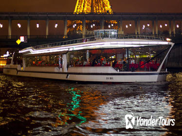 Bateaux-Mouches Valentine's Day Dinner Cruise