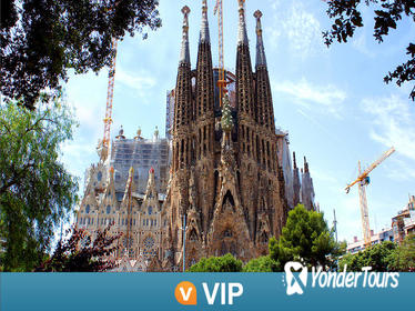 La Sagrada Familia and Torres Bellesguard Guided Tour with Optional Brunch