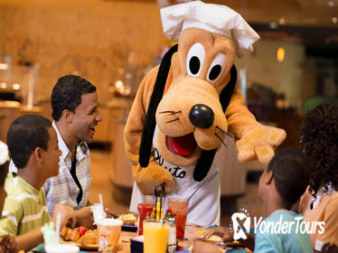 Christmas Day Breakfast or Dinner at Chef Mickey's in Walt Disney World® Resort