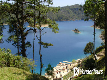 Montebello Lake Tour With Transfer from San Cristobal de las Casas to La Mesilla