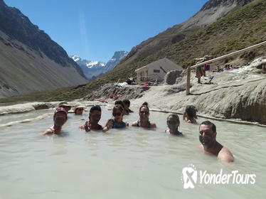Cajon Del Maipo Trekking Tour with BaÃƒÂ±os Colina Hot Springs from Santiago