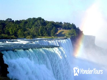 Niagara Falls Day Tour from Toronto including Hornblower Boat Tour