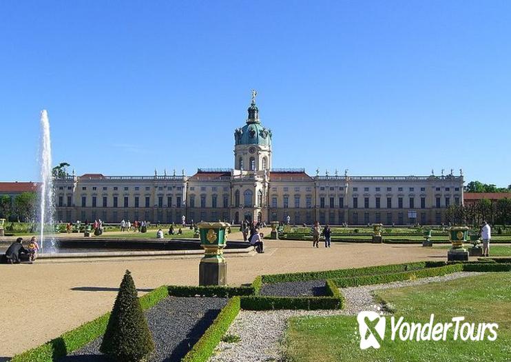 Charlottenburg Palace (Schloss Charlottenburg) Charlottenburg Palace (Schloss Charlottenburg)