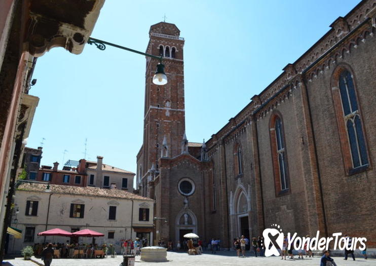 Frari Church (Santa Maria Gloriosa dei Frari) Frari Church (Santa Maria Gloriosa dei Frari)