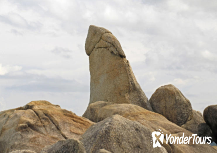 Grandmother and Grandfather Rocks (Hin Yai/Hin Ta)