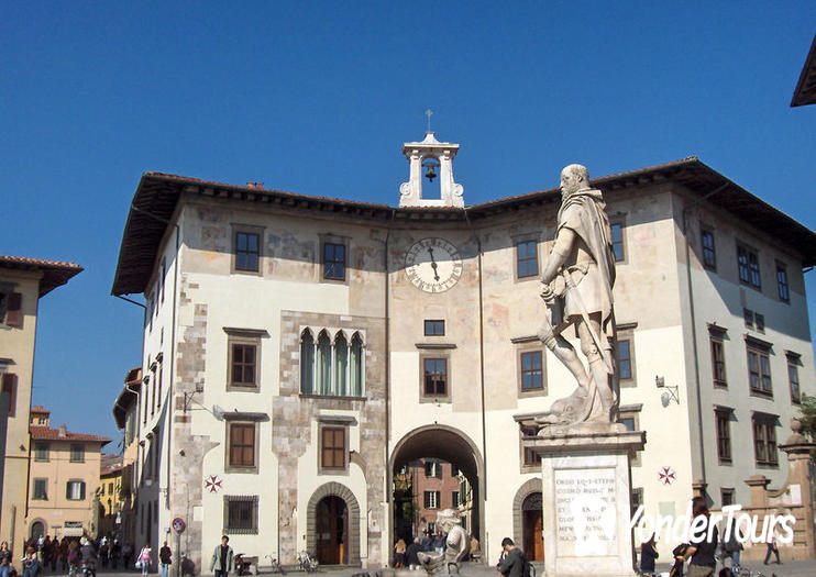 Knights' Square (Piazza dei Cavalieri) Knights' Square (Piazza dei Cavalieri)