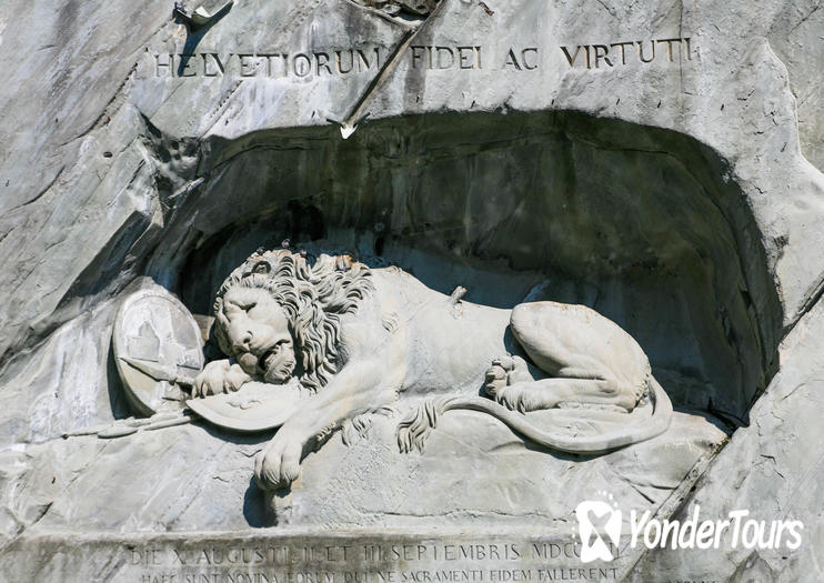 Lion Monument