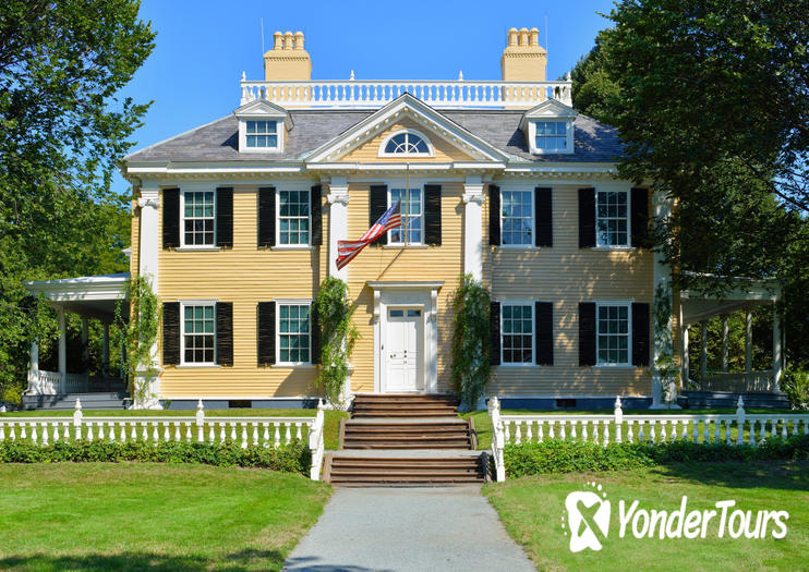 Longfellow House (Washington's Headquarters) Longfellow House (Washington's Headquarters)