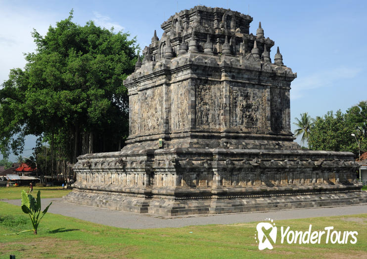 Mendut Temple Mendut Temple