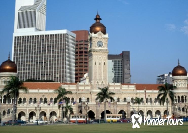 Merdeka Square (Dataran Merdeka) Merdeka Square (Dataran Merdeka)