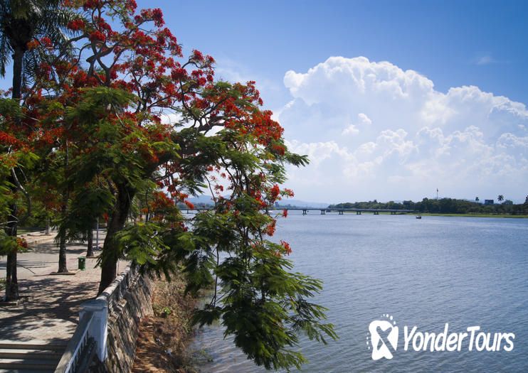 Perfume River (Song Huong River) Perfume River (Song Huong River)