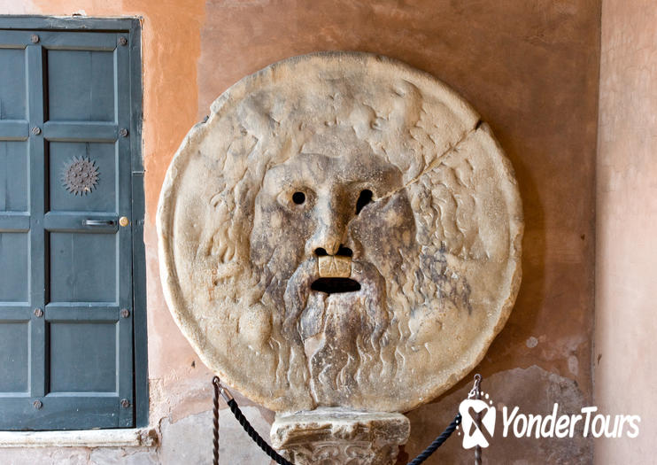 Piazza della Bocca della Verita Piazza della Bocca della Verita