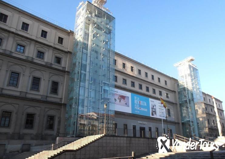 Reina Sofia Museum (Museo Nacional Centro de Arte Reina Sofia) Reina Sofia Museum (Museo Nacional Centro de Arte Reina Sofia)