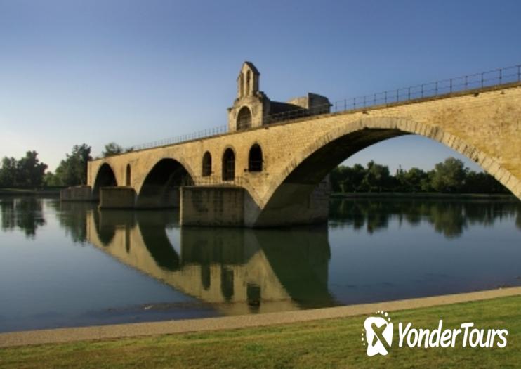 St Benezet Bridge (Pont d'Avignon) St Benezet Bridge (Pont d'Avignon)