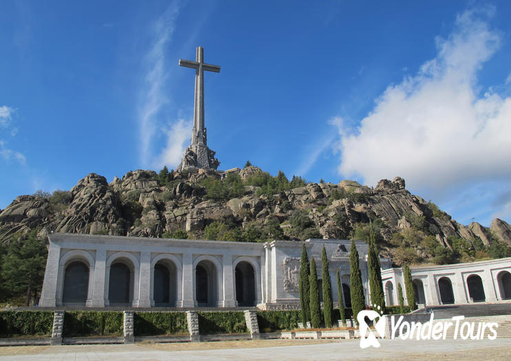 Valley of the Fallen (Valle de los Caídos) Valley of the Fallen (Valle de los Caídos)