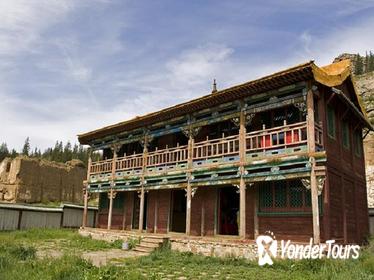 1 Day Coach Tour of Manzushir Monastery Including Lunch