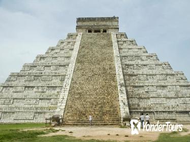 2-Day Tour to Chichen Itza and Mayaland Resort from Merida