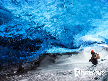 2-Day Tour: Blue Ice Cave, Jokulsarlon, Black Beach, and Waterfalls