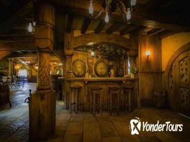 2-Day Waitomo Caves, Hobbiton Movie Set and Rotorua Tour from Auckland