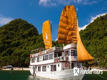2-Day, 1-Night Halong Bay Discovery Cruise from Hanoi