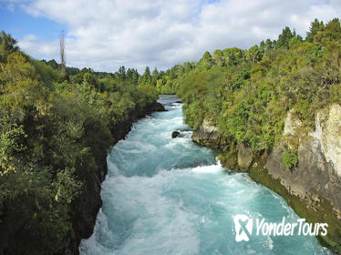 3-Day Waitomo Caves, Rotorua and Taupo Trip from Auckland