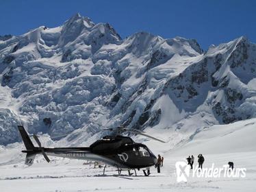 45-Minute Glacier Highlights Helicopter Tour from Mount Cook 45-Minute Glacier Highlights Helicopter Tour from Mount Cook