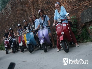 4-Hour Small-Group Evening Food Tour in Hue by Vespa