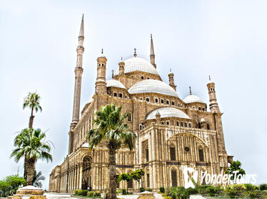 6-Hour Private Tour to the Alabaster Mosque City of Dead and Alazhar Park in Cairo