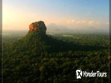 8-Day Sri Lanka Classic Tour 8-Day Sri Lanka Classic Tour