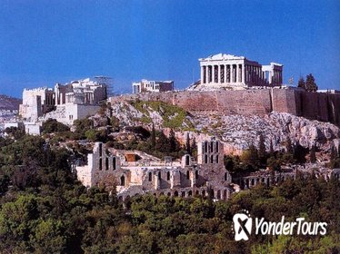 Acropolis Museum and Plaka Day Trip from Costa Navarino