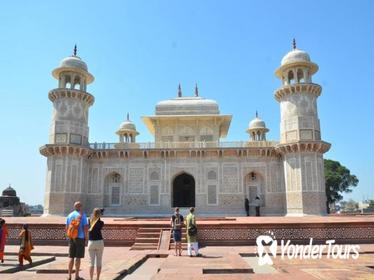 Agra Photography Tour with Taj Mahal Visit