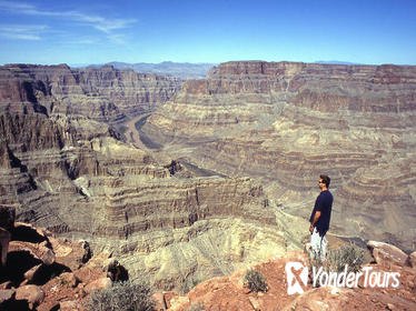 Airplane and Ground Tour with Optional Grand Canyon Skywalk Ticket