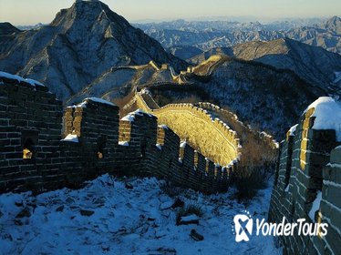All-Inclusive Private Hiking Day Trip to Unrestored Great Wall Jiankou and Mutianyu