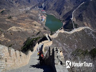All-inclusive Xishuiyu Great Wall to Huanghuacheng Water Great Wall Hiking Tour