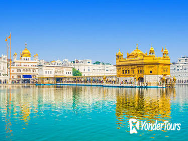Amritsar Golden Temple, Jallianwala Bagh, and Wagah Border Ceremony Private Tour